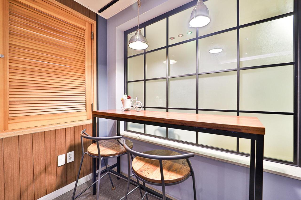 Seomyeon Ib Hotel Busan Exterior photo
